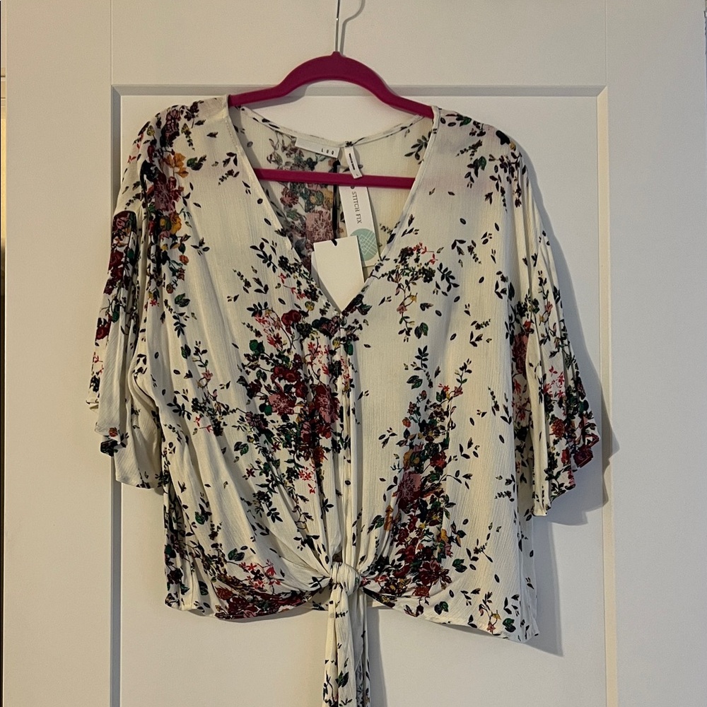 Elegant Floral V-Neck Blouse